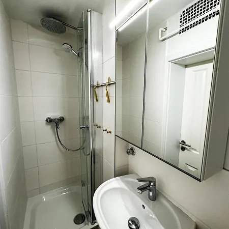 Messenah Fuer 5 Gaeste Mit Kostenlosen parkplaetzen Apartament